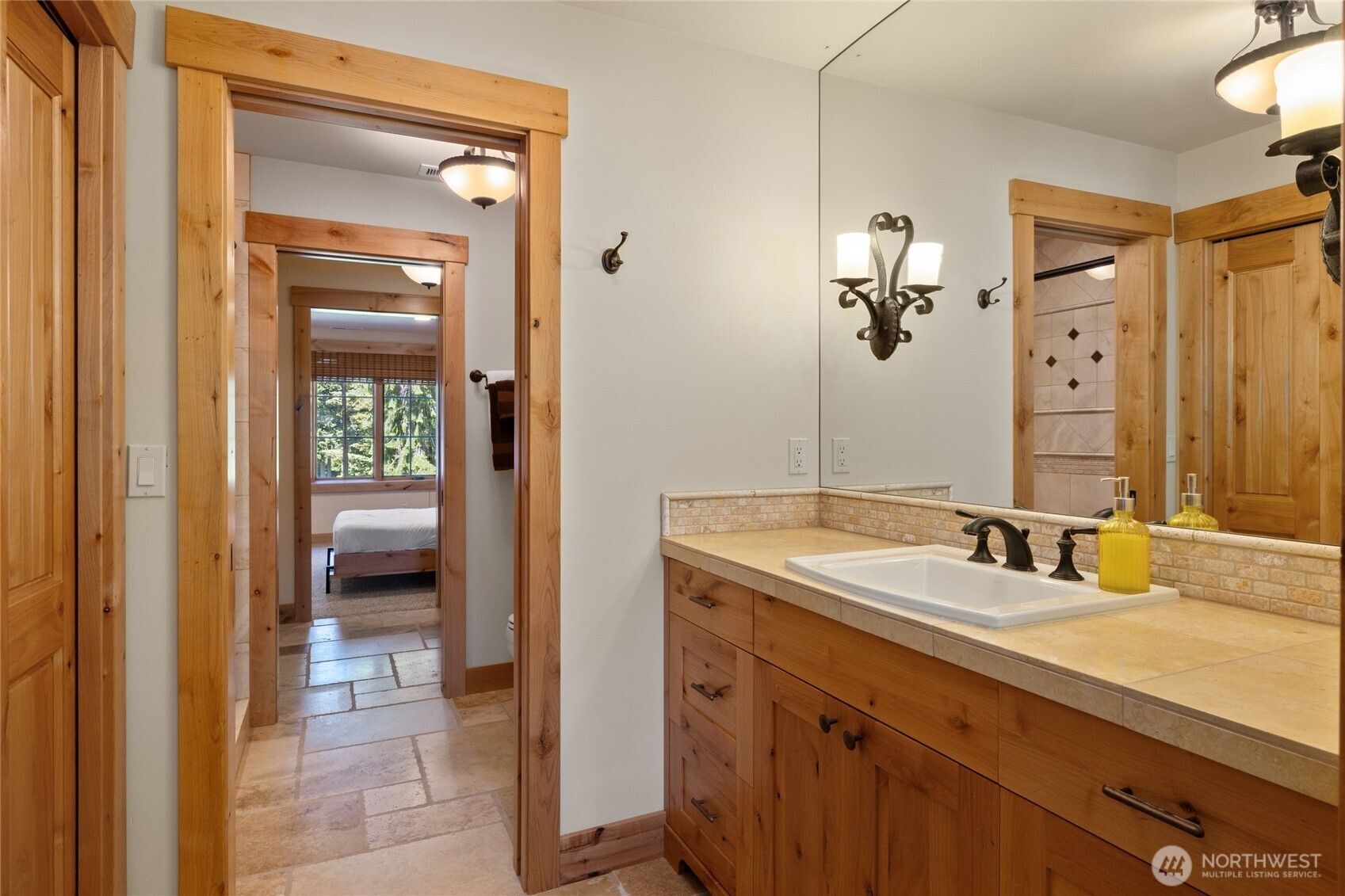 1531 Larkspur Loop Property Photo 27
