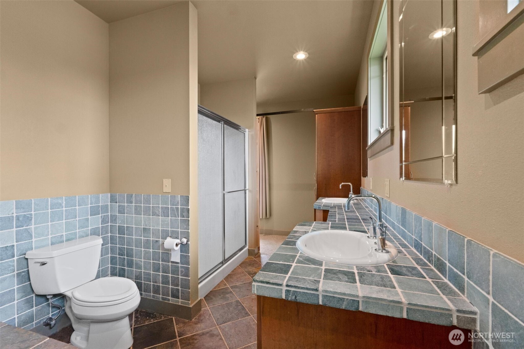 1900 Tamarack Street Property Photo 32