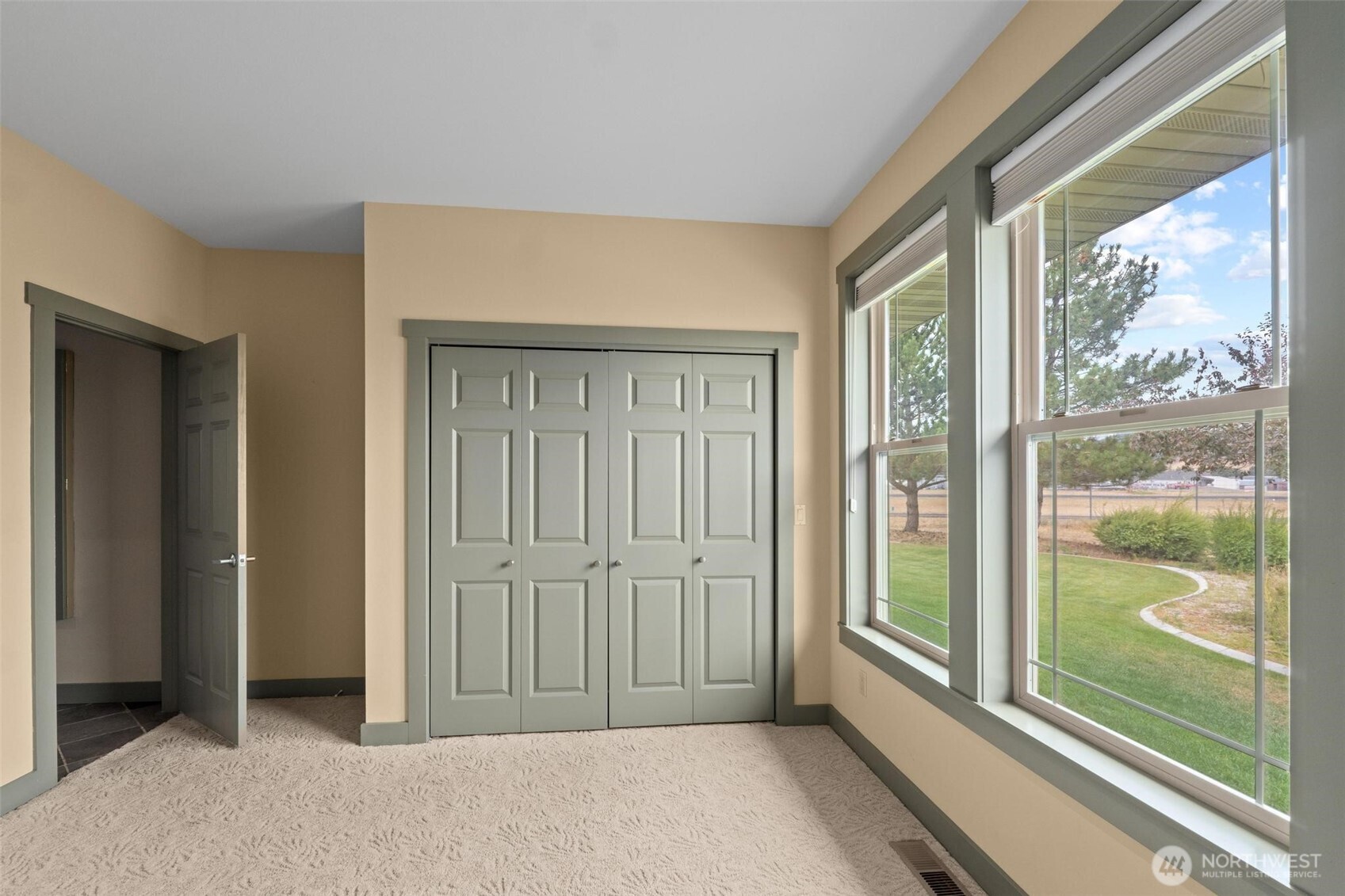 1900 Tamarack Street Property Photo 36