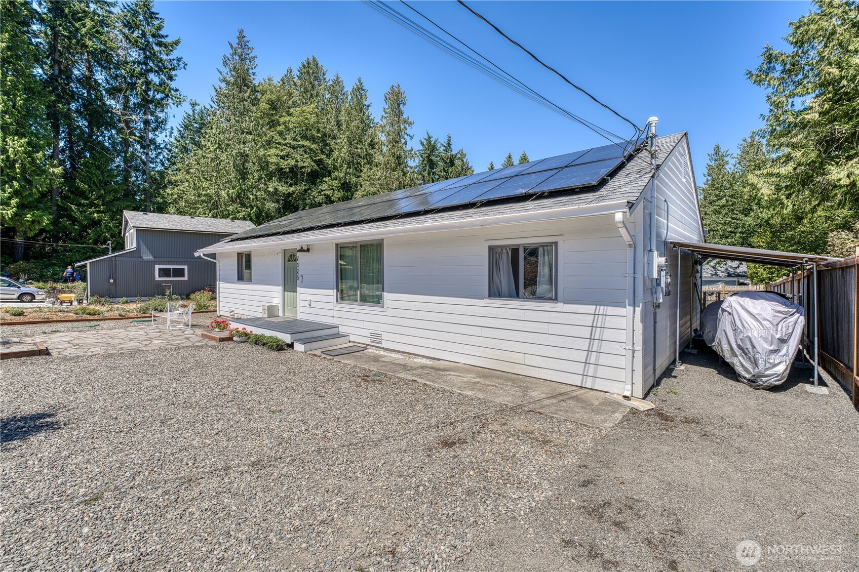 7325 E Maple Street Property Photo 1
