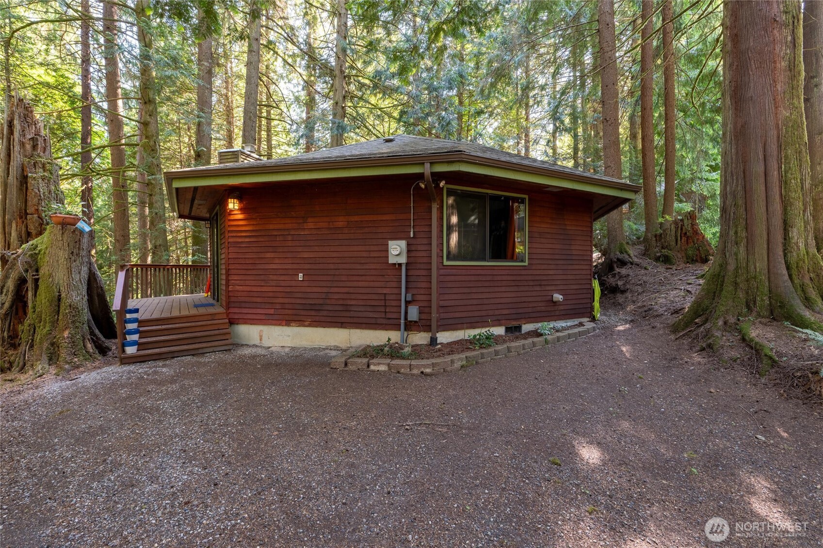 3 Huckleberry Court B Property Photo 1