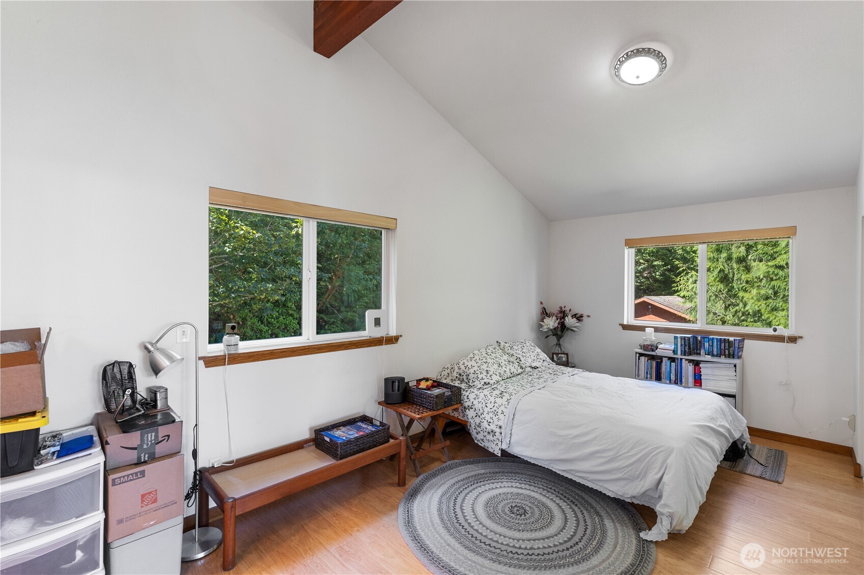 304698 Highway 101 Property Photo 17