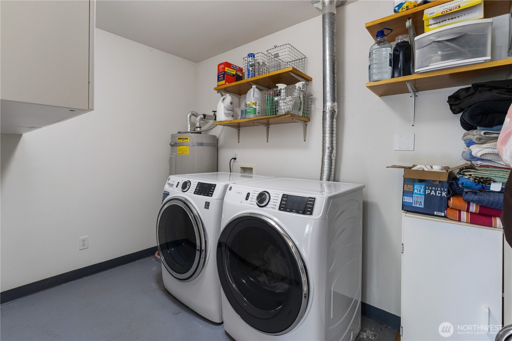 304698 Highway 101 Property Photo 26