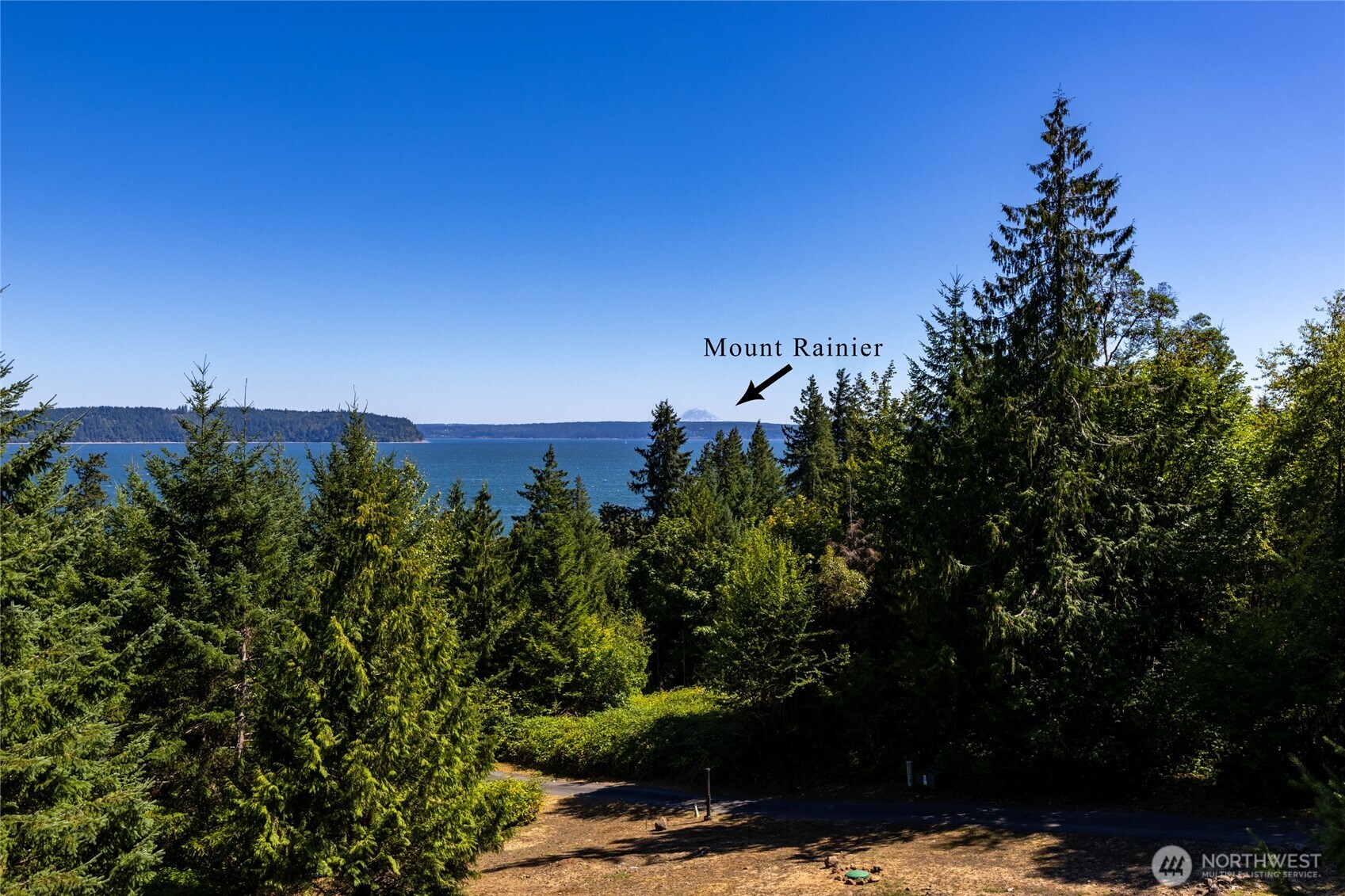 304698 Highway 101 Property Photo 40