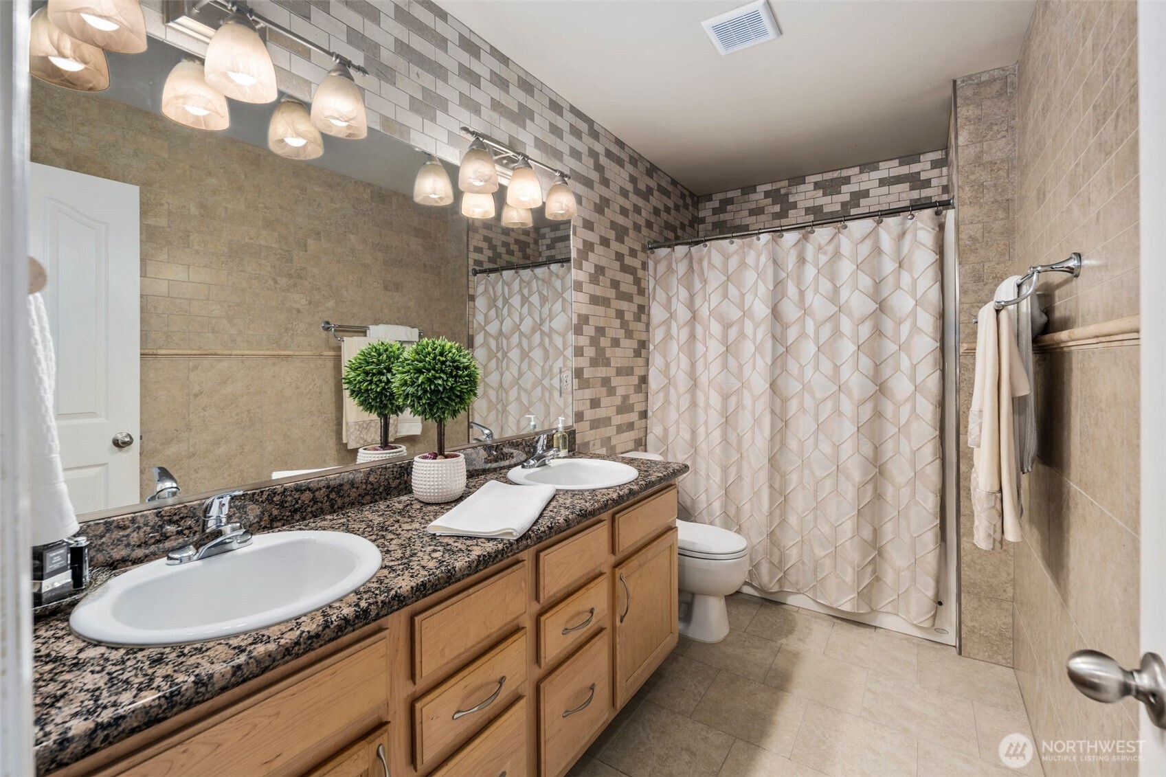 1111 102nd Street Property Photo 13