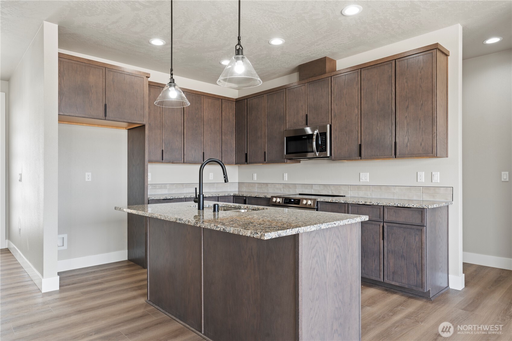 706 O Street Property Photo 18
