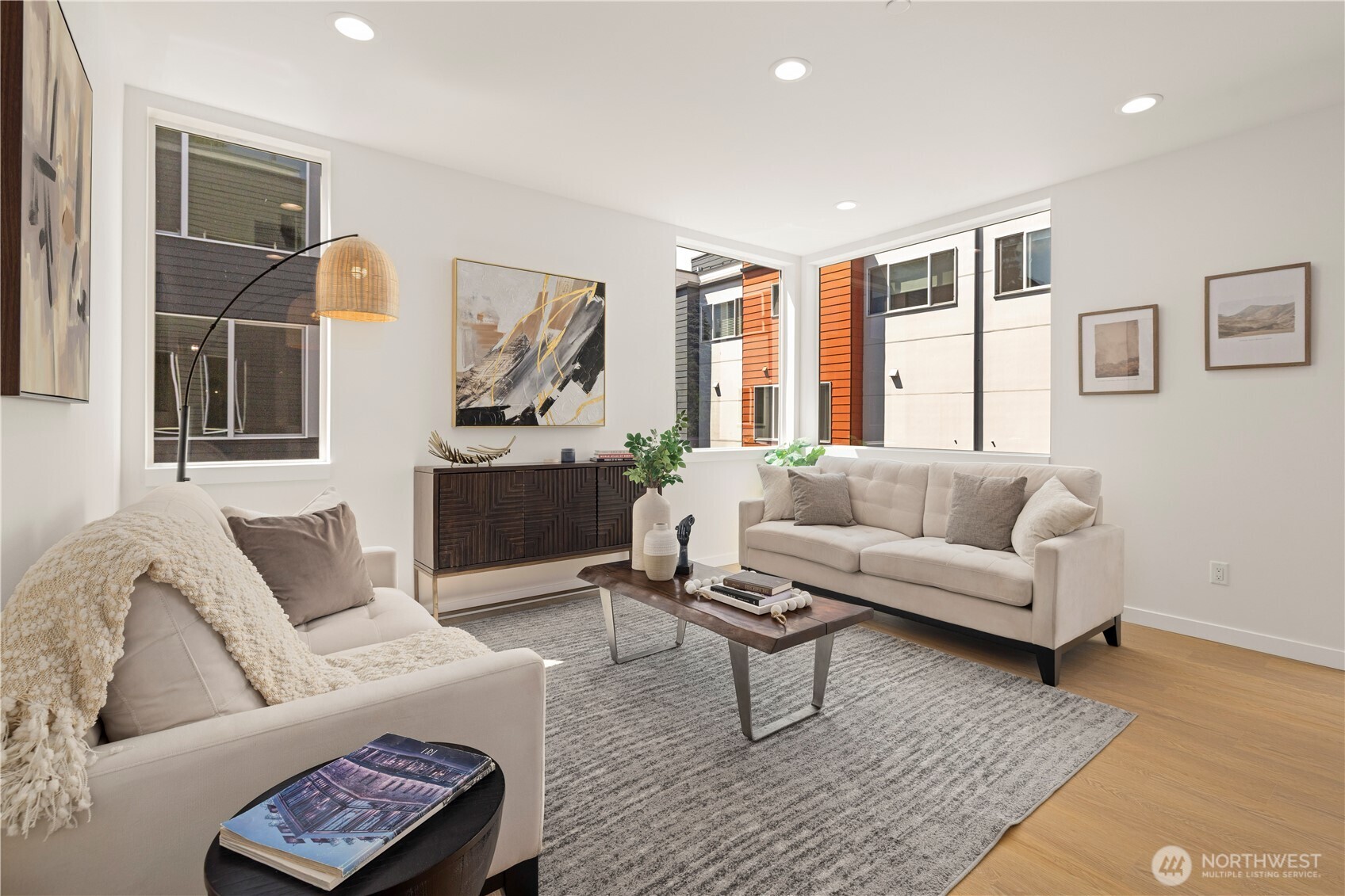 1911 A N 120th Street Property Photo 7