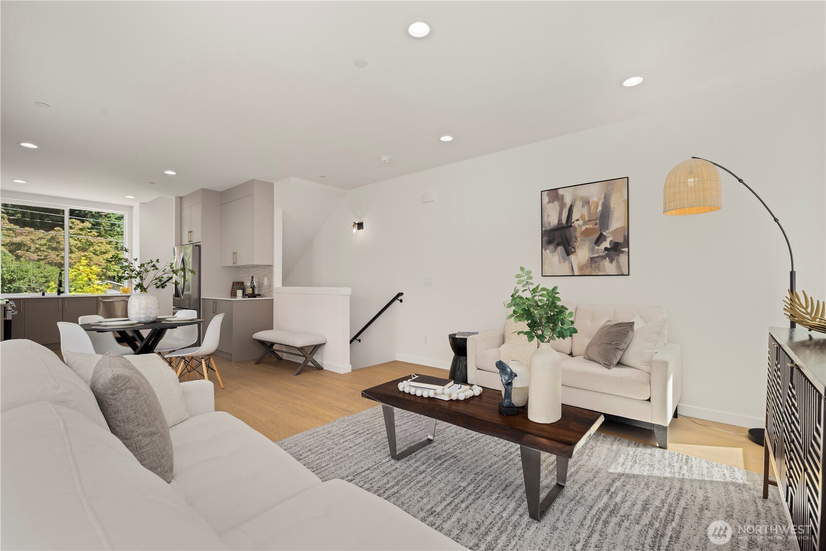 1911 A N 120th Street Property Photo 8