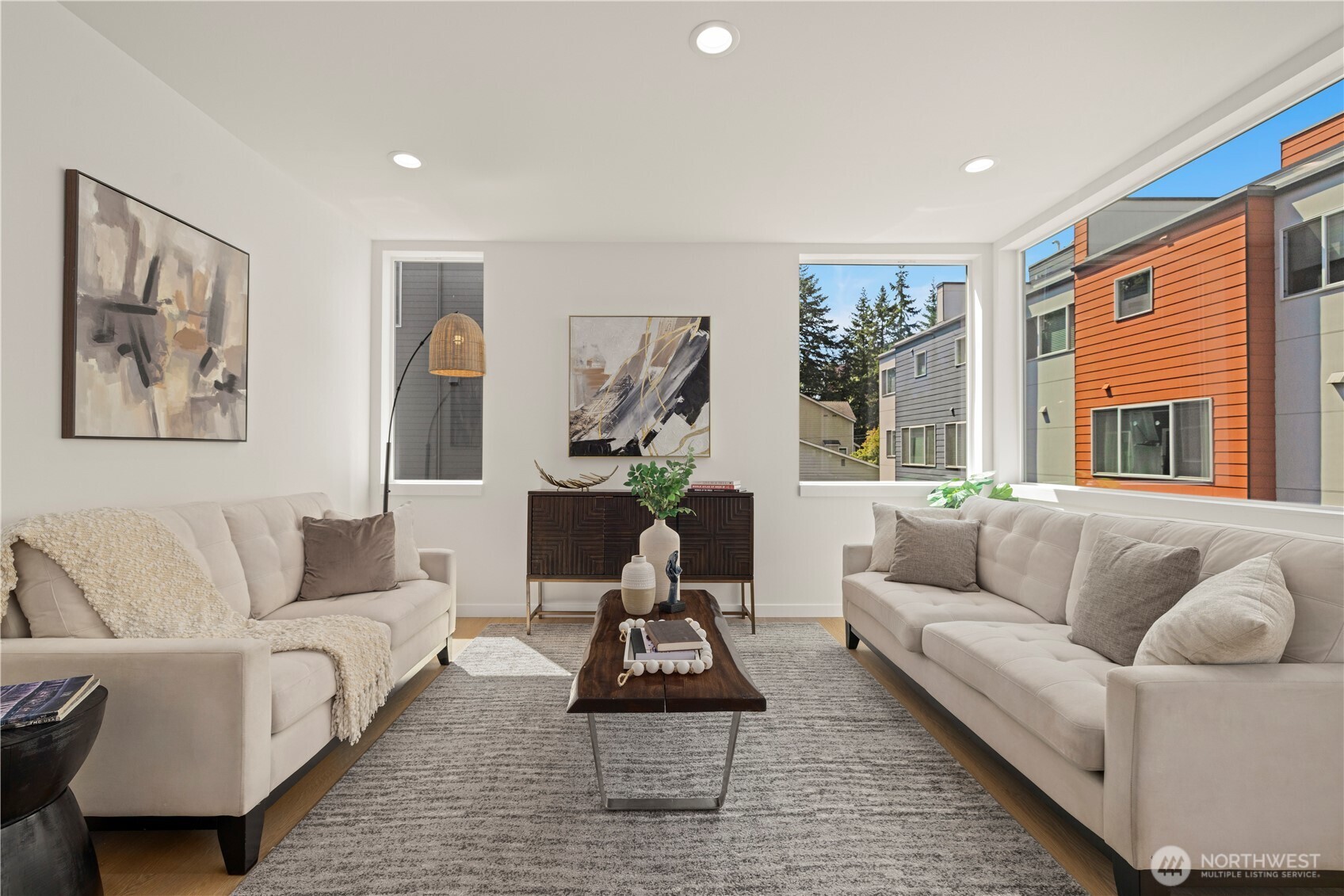 1911 A N 120th Street Property Photo 9