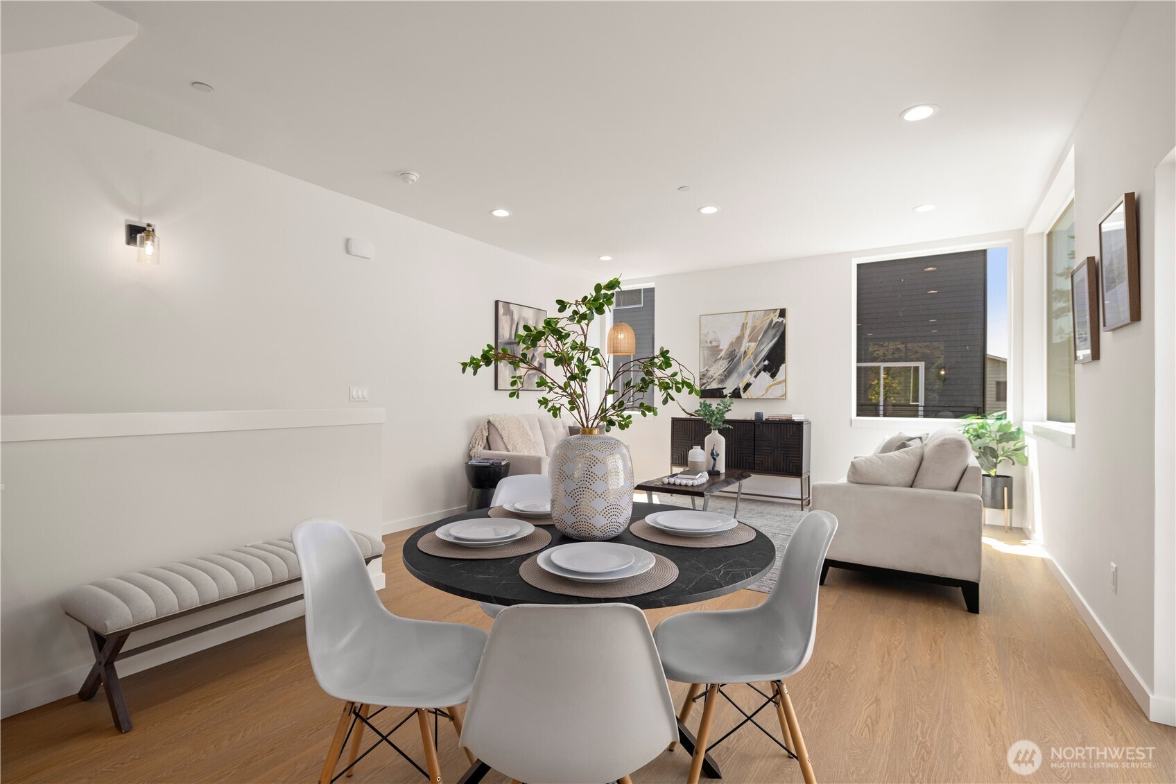 1911 A N 120th Street Property Photo 12