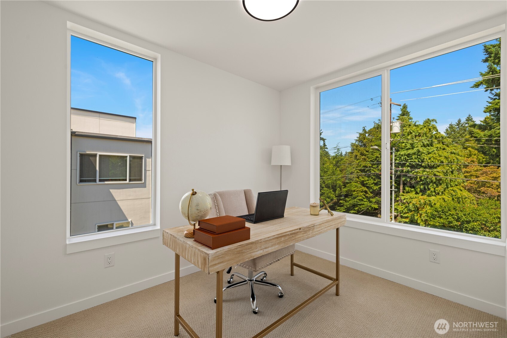 1911 A N 120th Street Property Photo 27