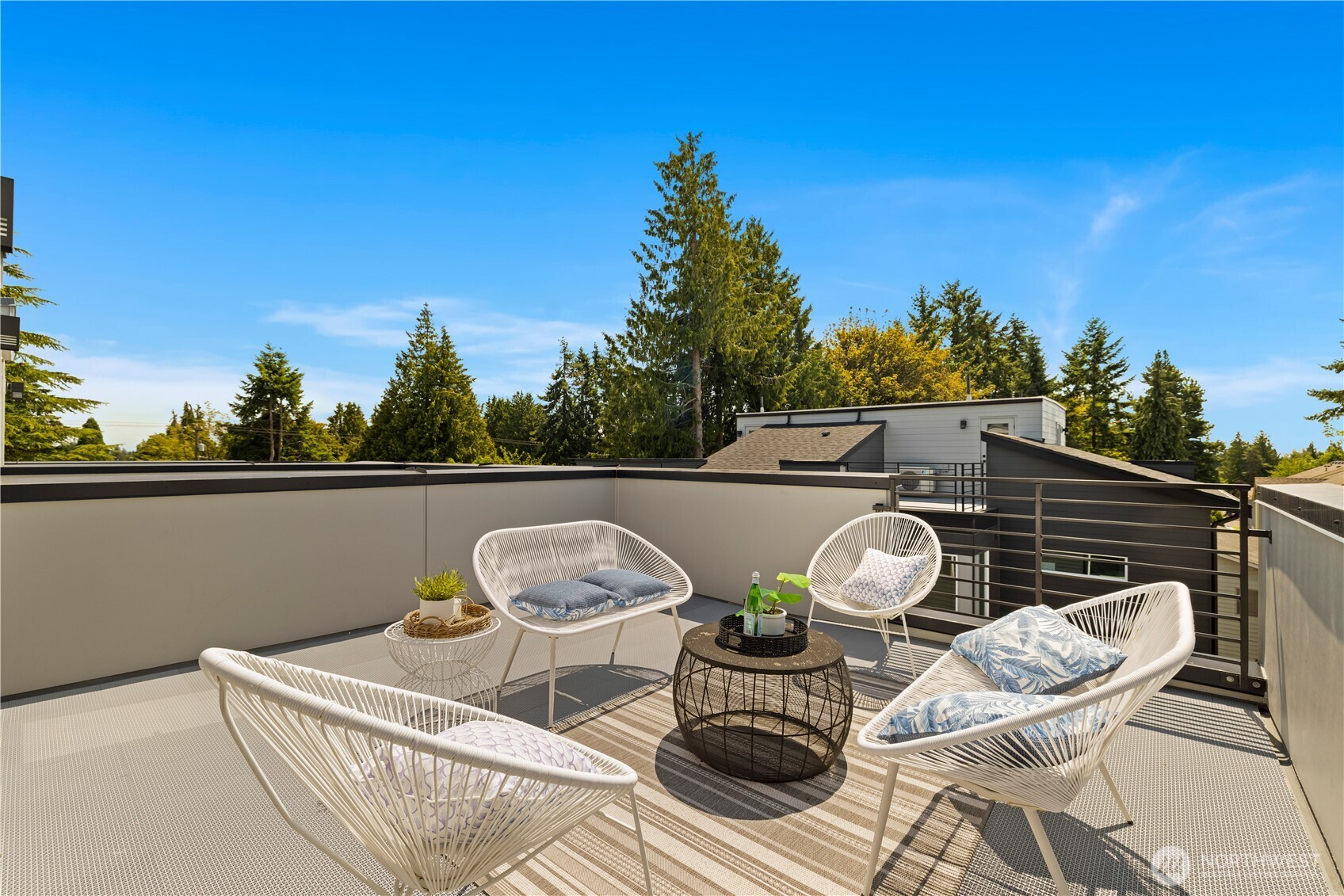 1911 A N 120th Street Property Photo 29