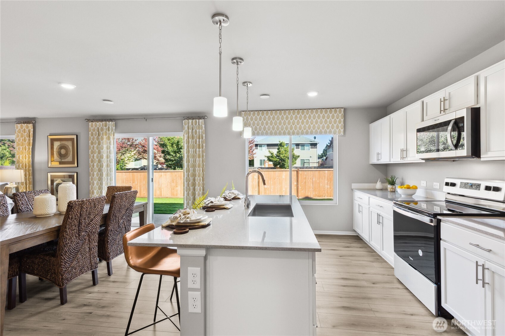 13425 323rd Avenue 216 Property Photo 5