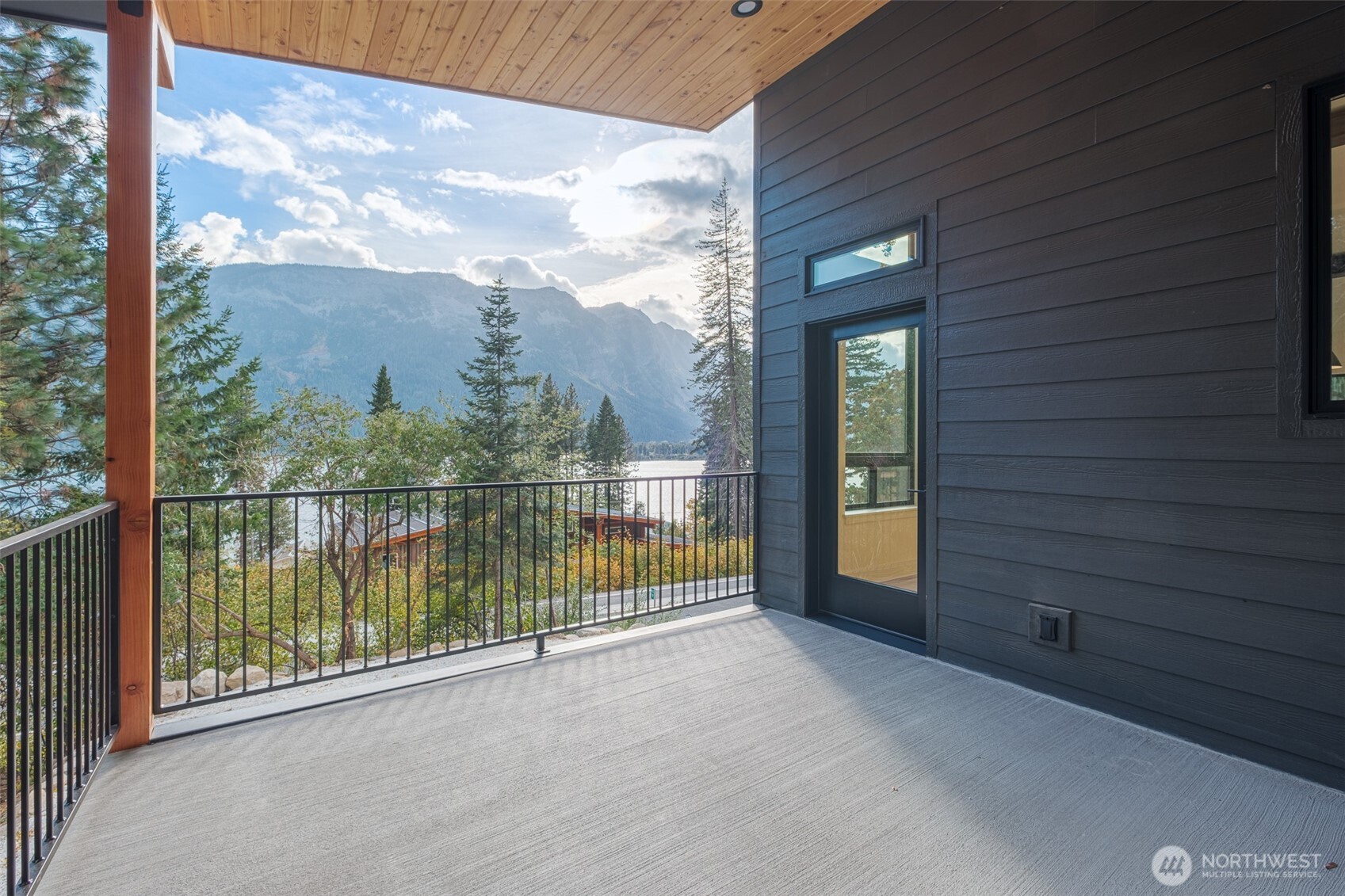 23112 Lake Wenatchee Hwy Property Photo 9