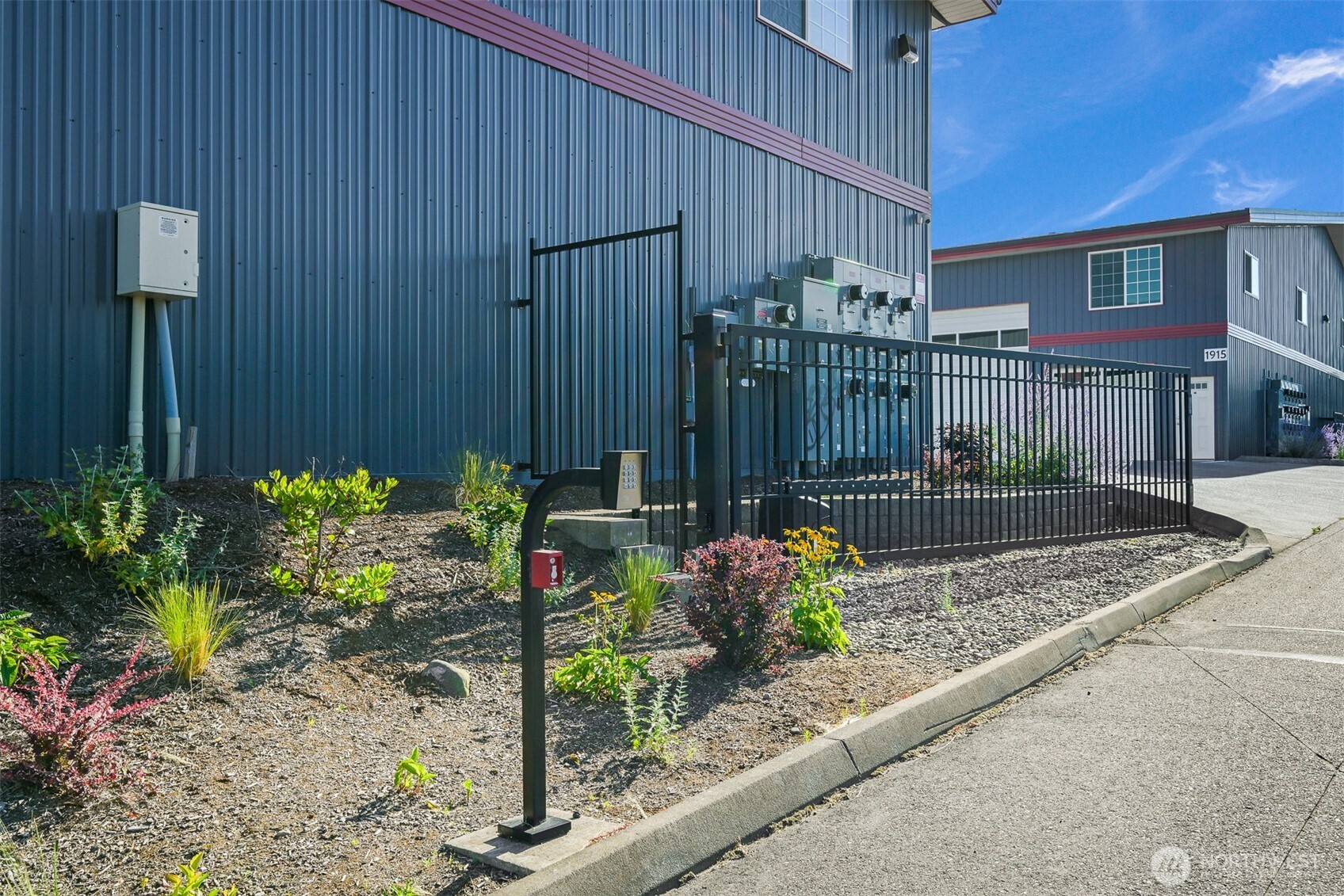 1957 Baltic Way E108 Property Photo 6