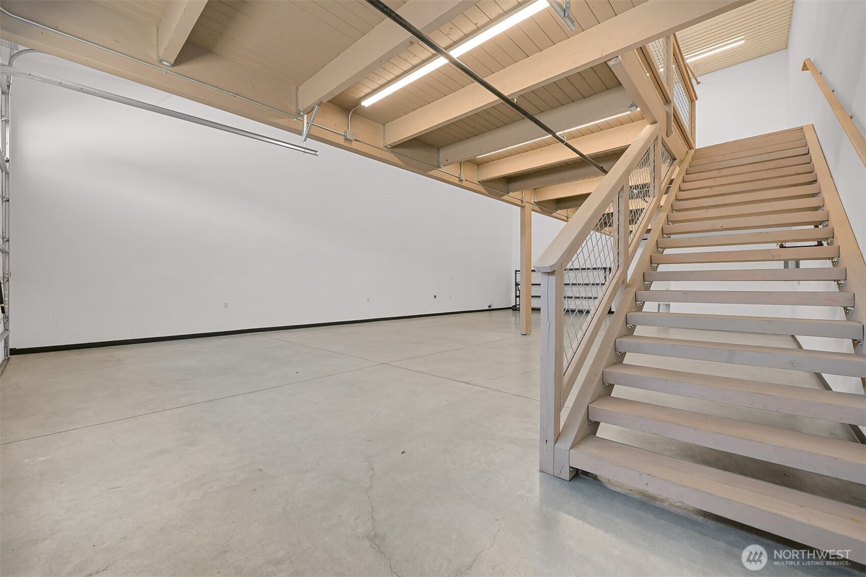 1957 Baltic Way E108 Property Photo 7