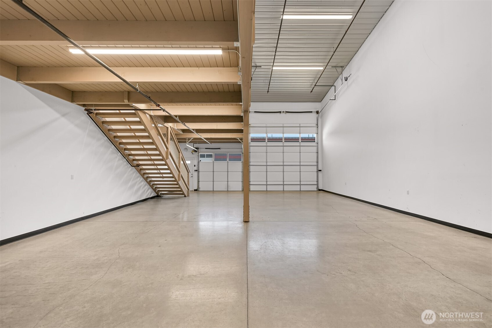 1957 Baltic Way E108 Property Photo 10