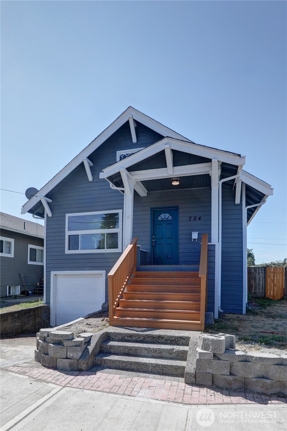 724 4th Street Property Photo 1