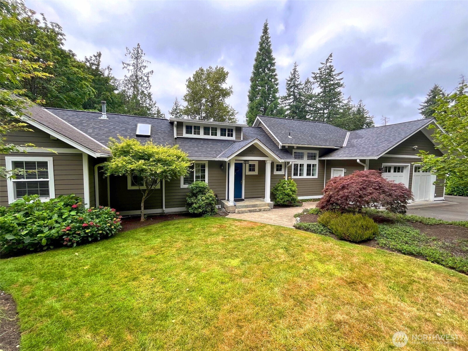 761 Chuckanut Drive Property Photo 1