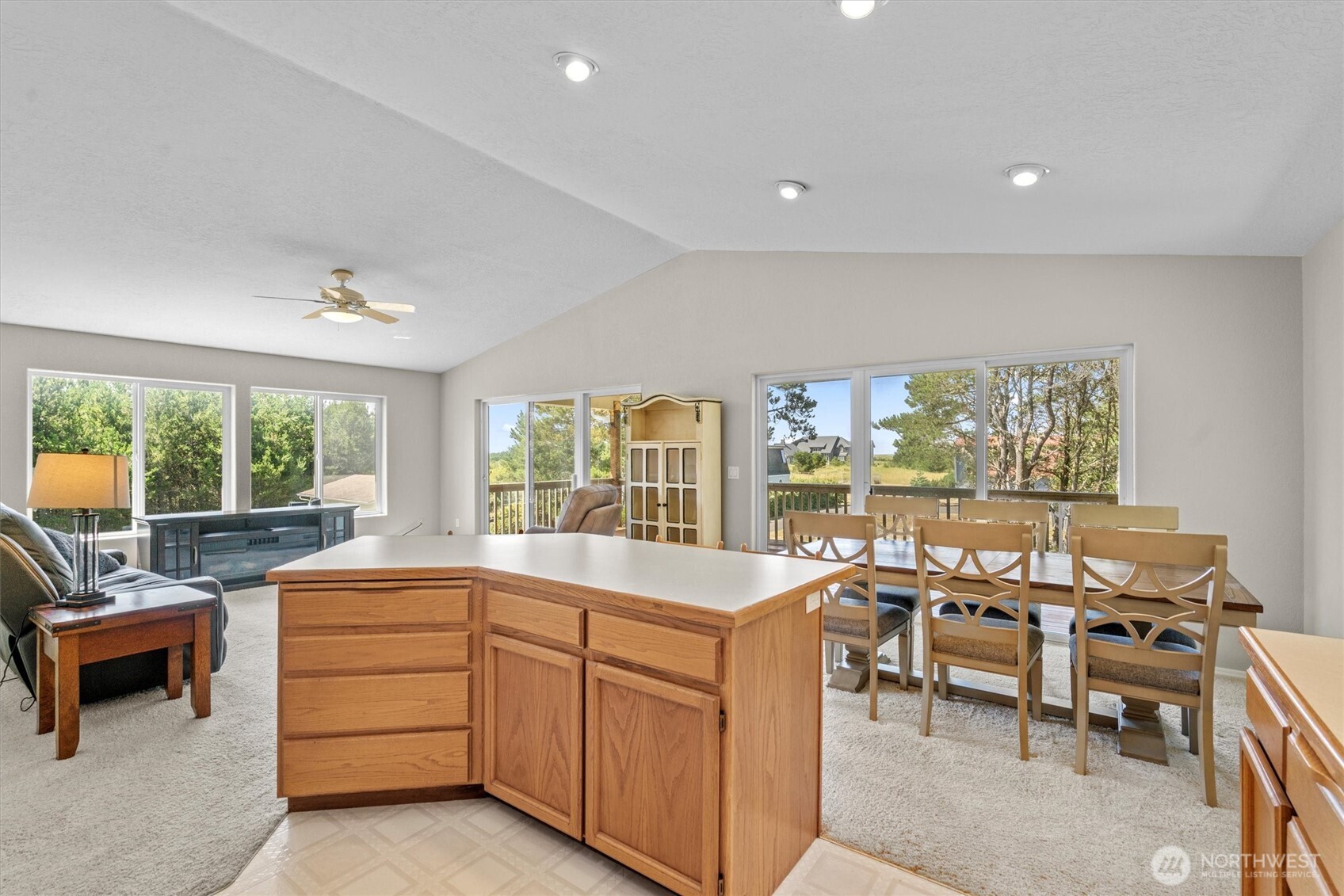 1205 116th Lane Property Photo 7