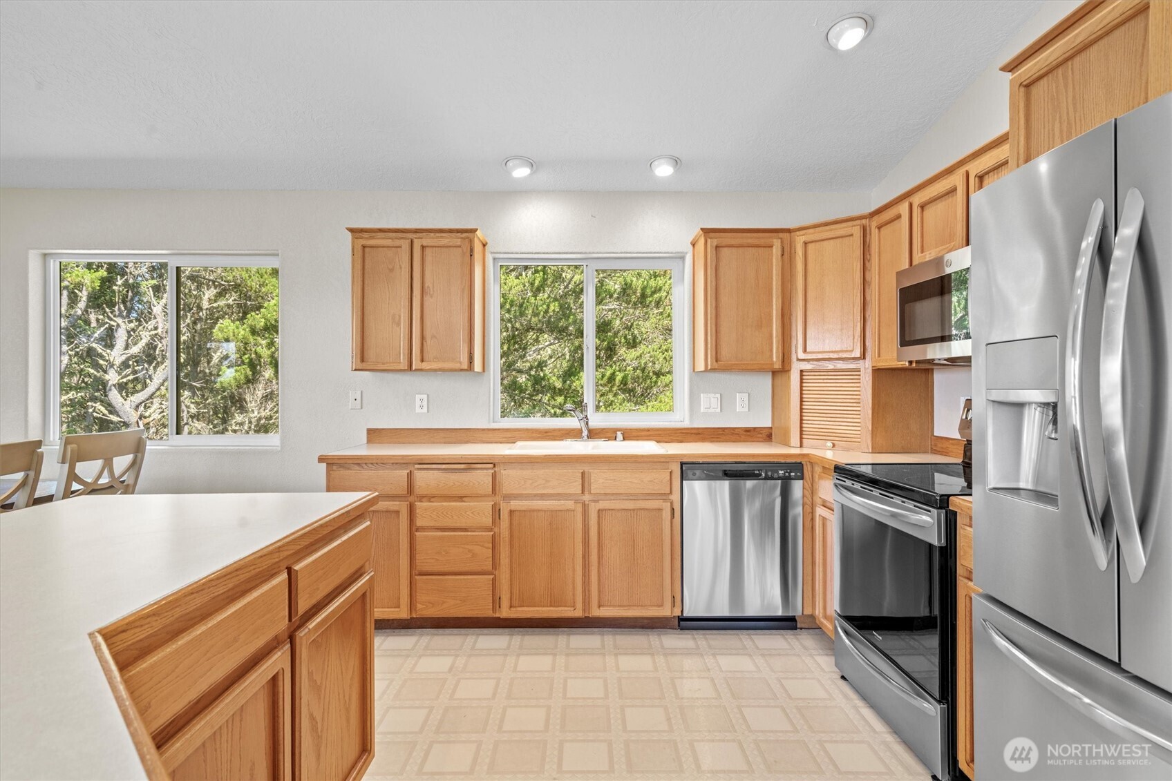 1205 116th Lane Property Photo 8