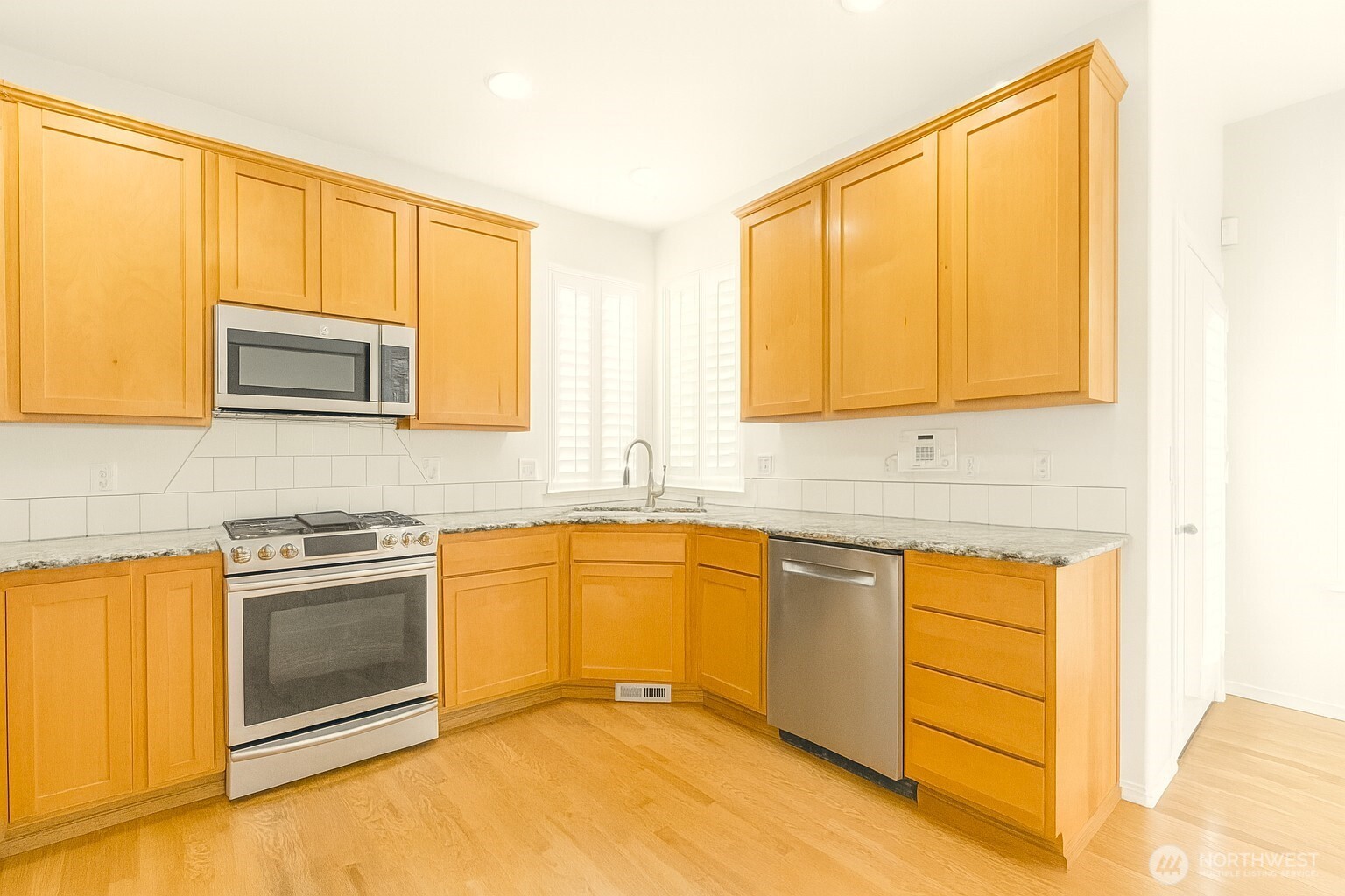 22926 Se 13th Way Property Photo 6