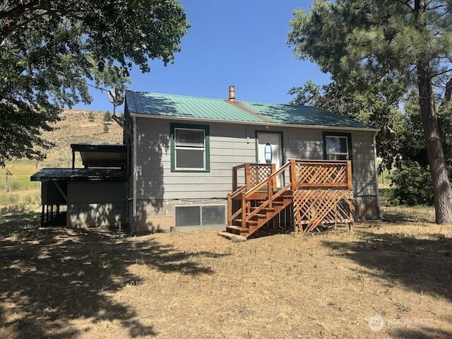 20541 N Wenas Road Property Photo 1