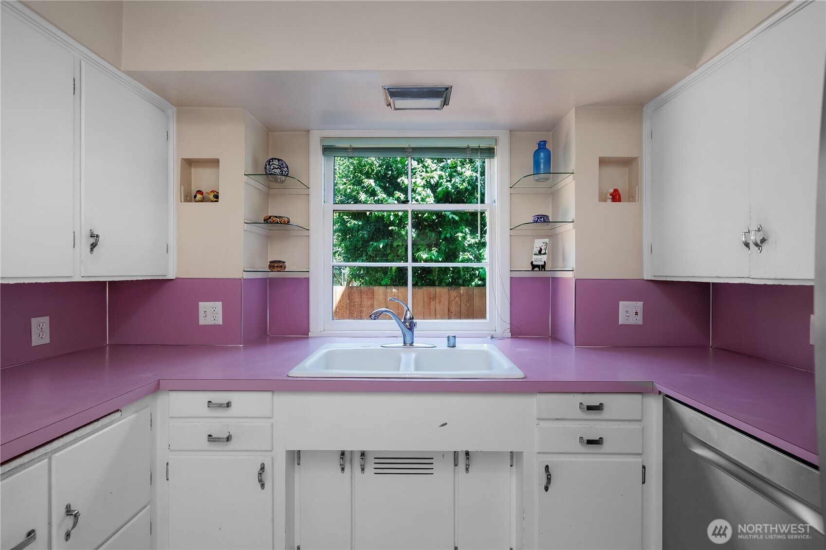 311 19th Avenue Property Photo 14