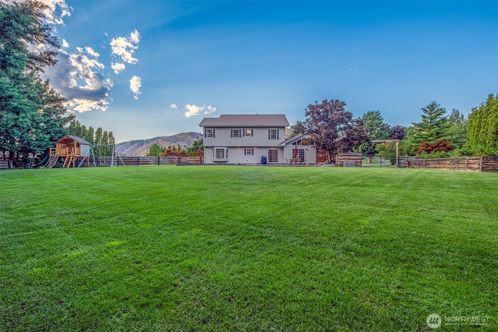 3850 Majeska Lane Property Photo 5