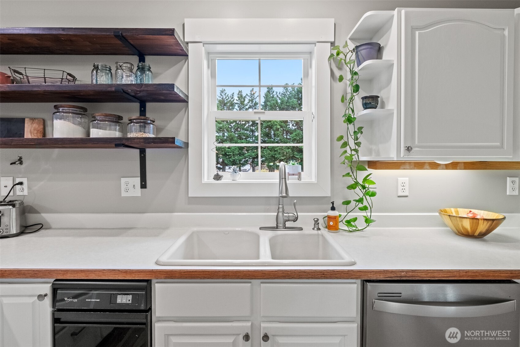 3850 Majeska Lane Property Photo 18