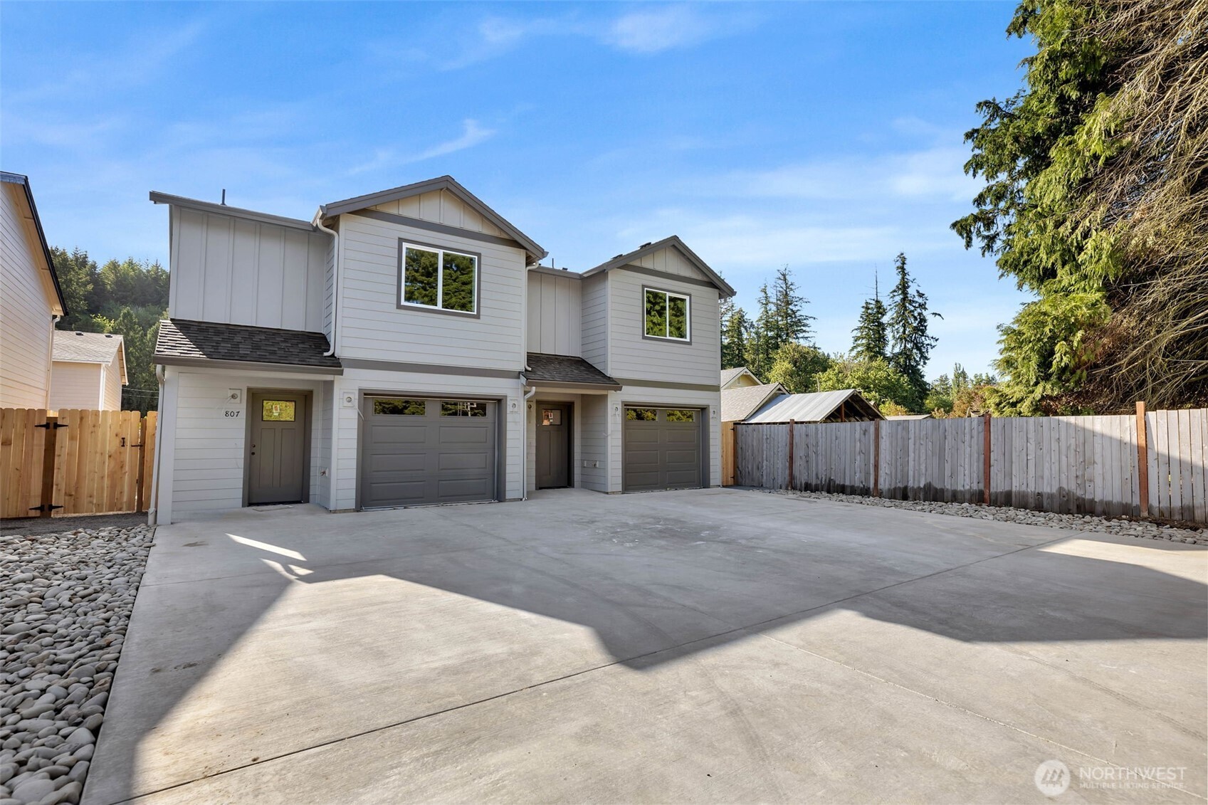 805 Sw Front Street Property Photo 1
