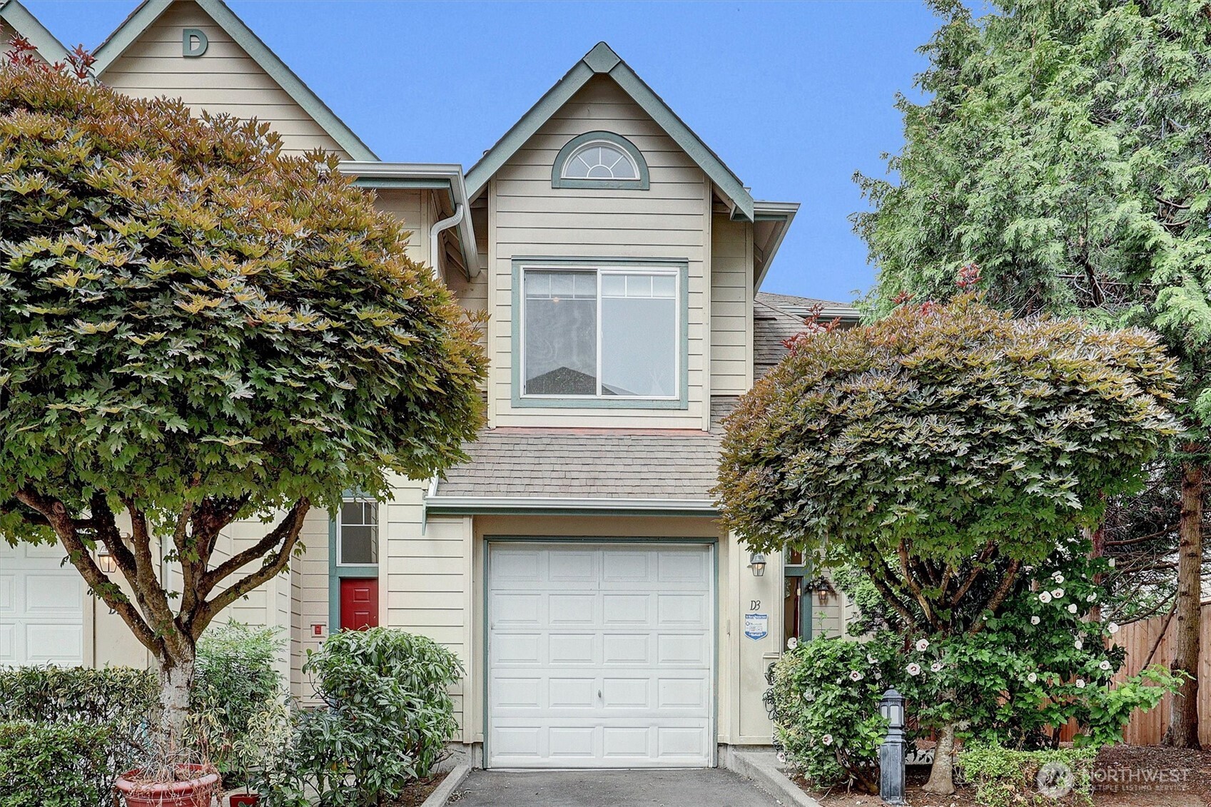 821 Sunset Boulevard D3 Property Photo 1