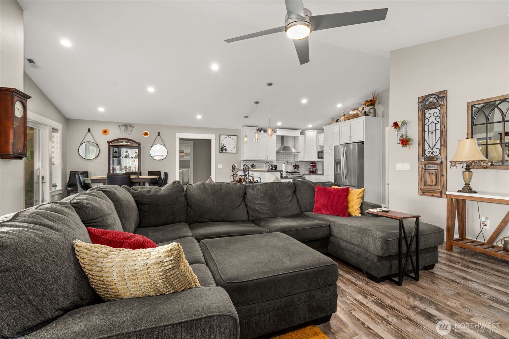 358 N Butterclam Street Property Photo 11