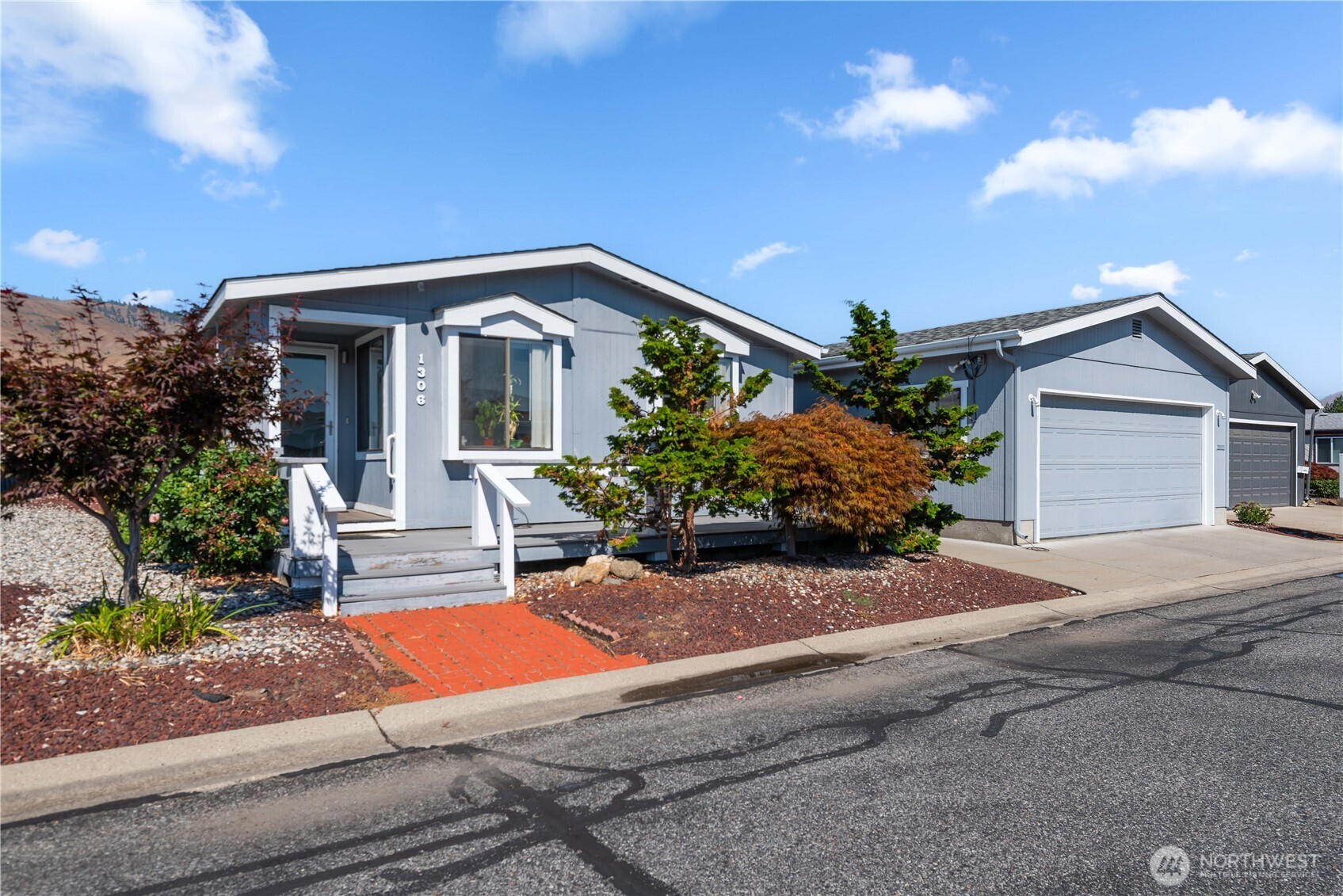 1306 Glacier Place 68 Property Photo 1