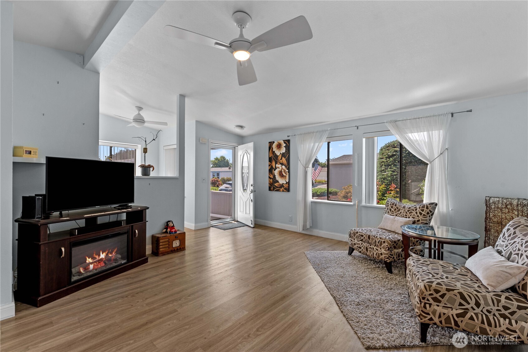 1306 Glacier Place 68 Property Photo 4