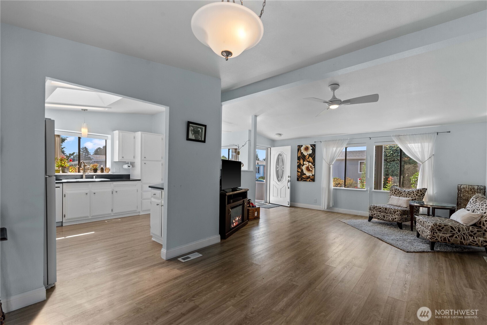 1306 Glacier Place 68 Property Photo 9