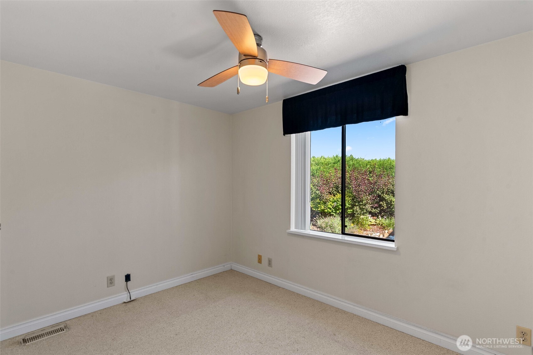 1306 Glacier Place 68 Property Photo 16