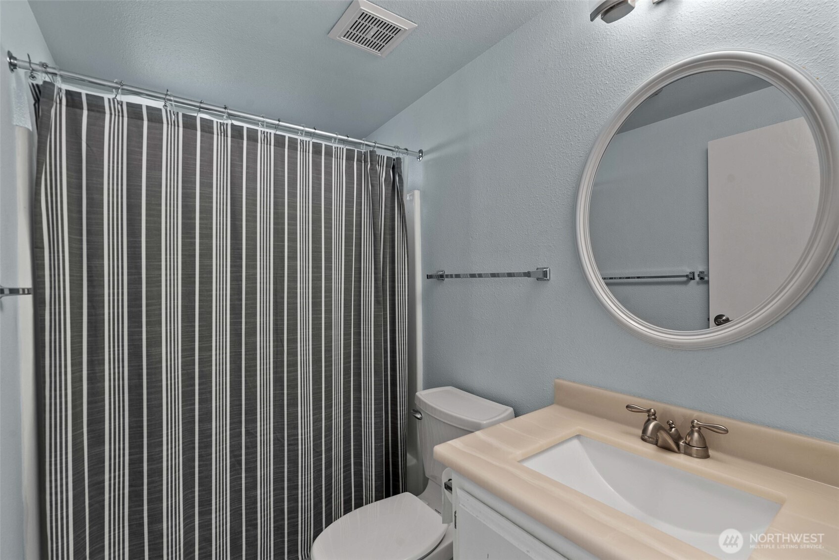 1306 Glacier Place 68 Property Photo 18