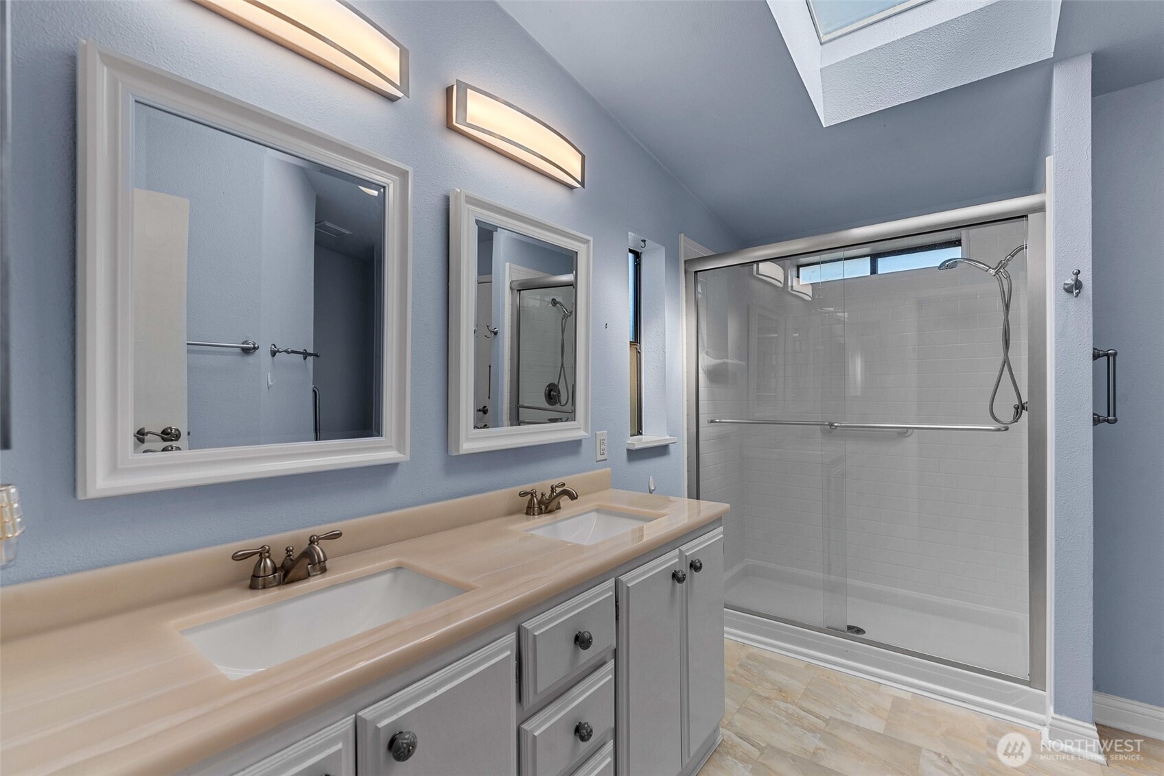 1306 Glacier Place 68 Property Photo 21