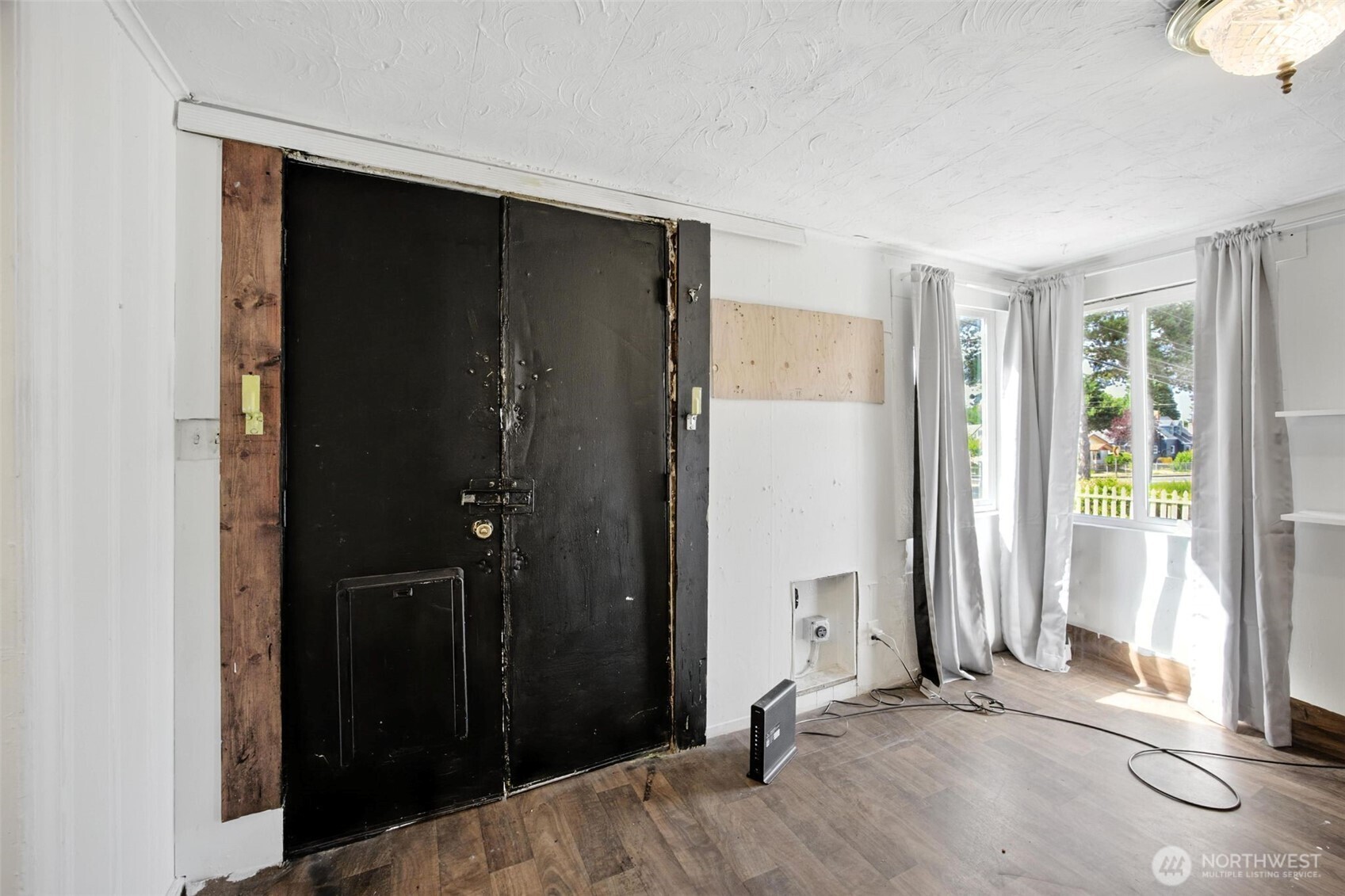 618 N 3rd Avenue Property Photo 28