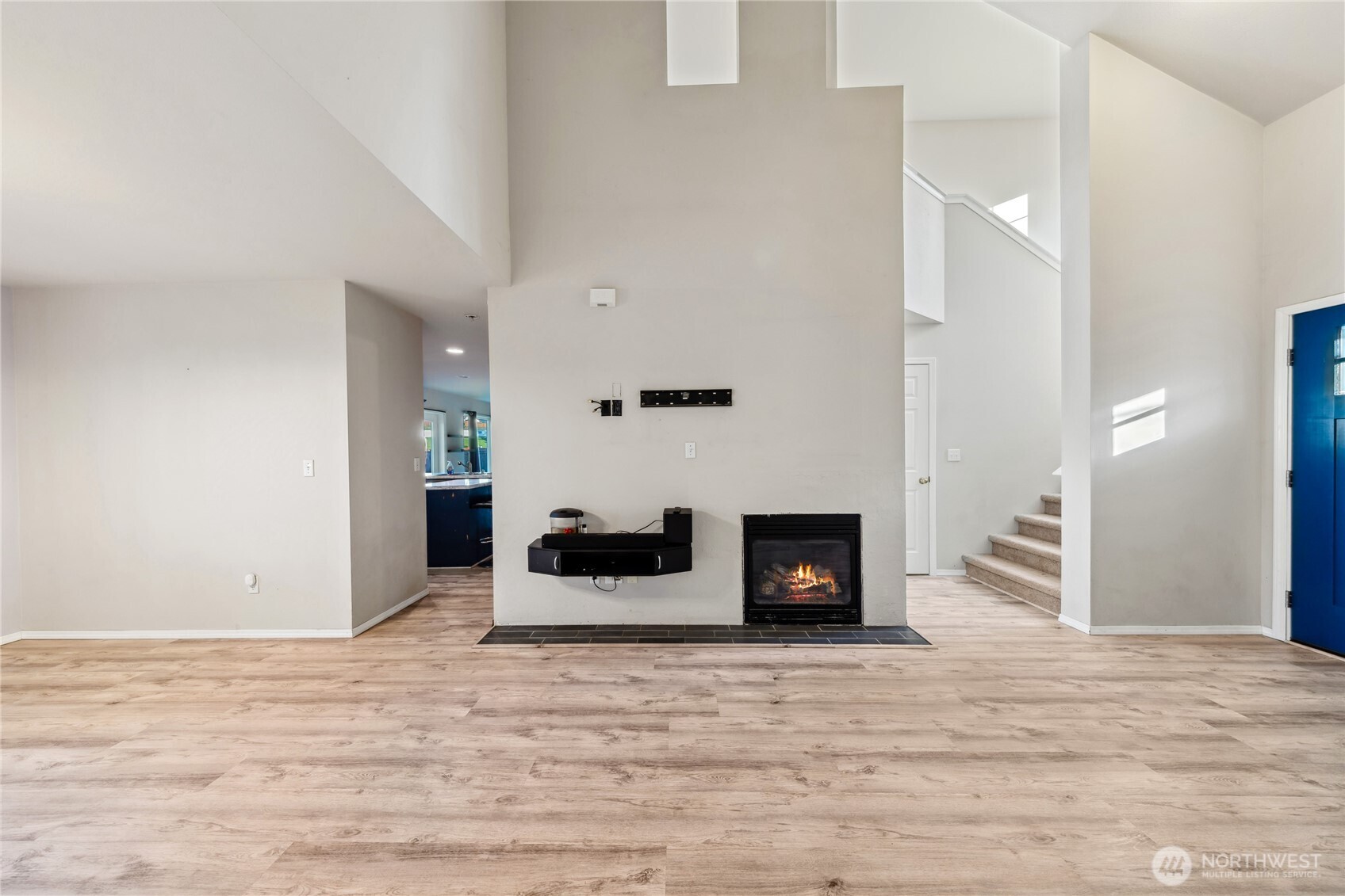 1340 Nw Redwing Drive Property Photo 4