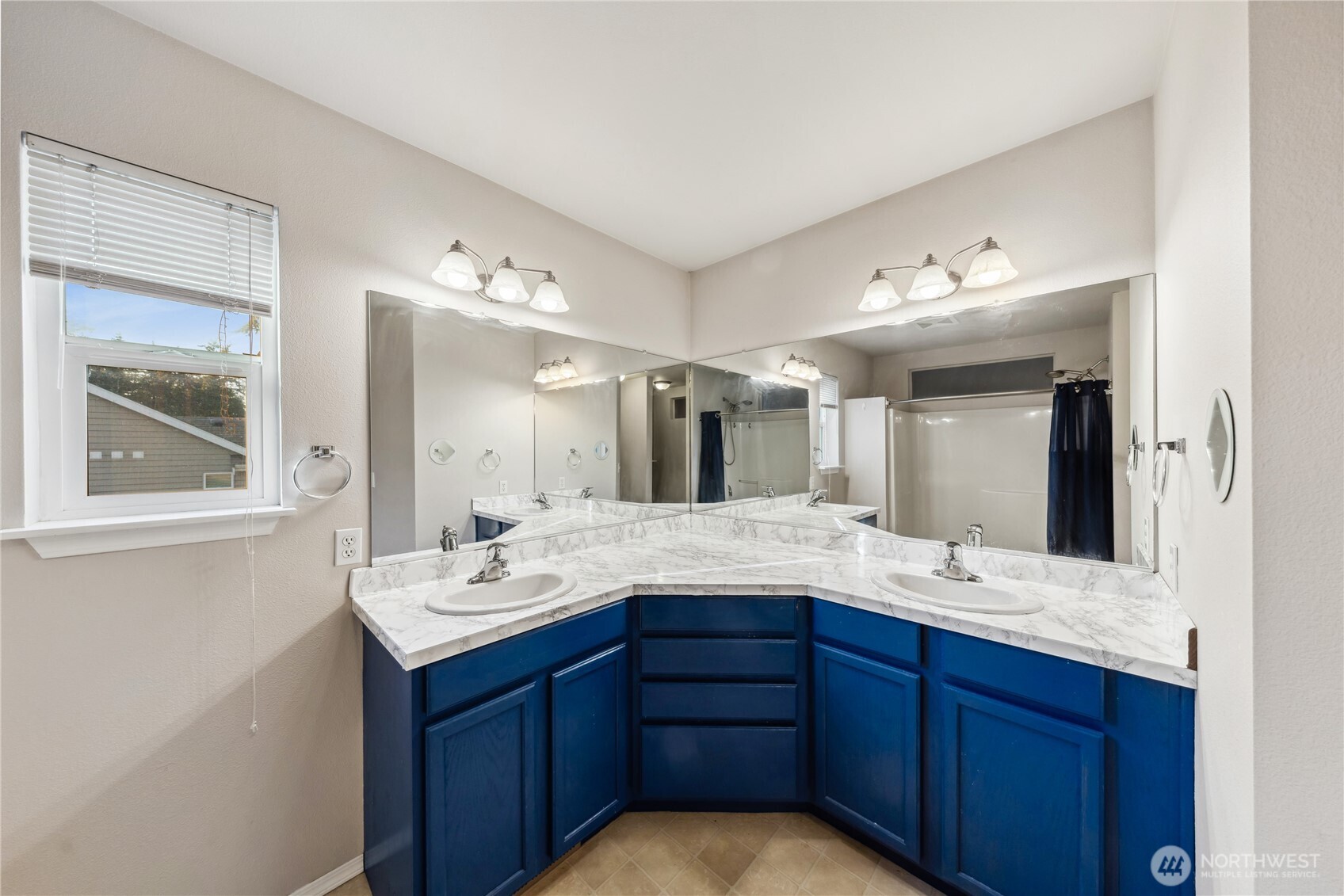 1340 Nw Redwing Drive Property Photo 18