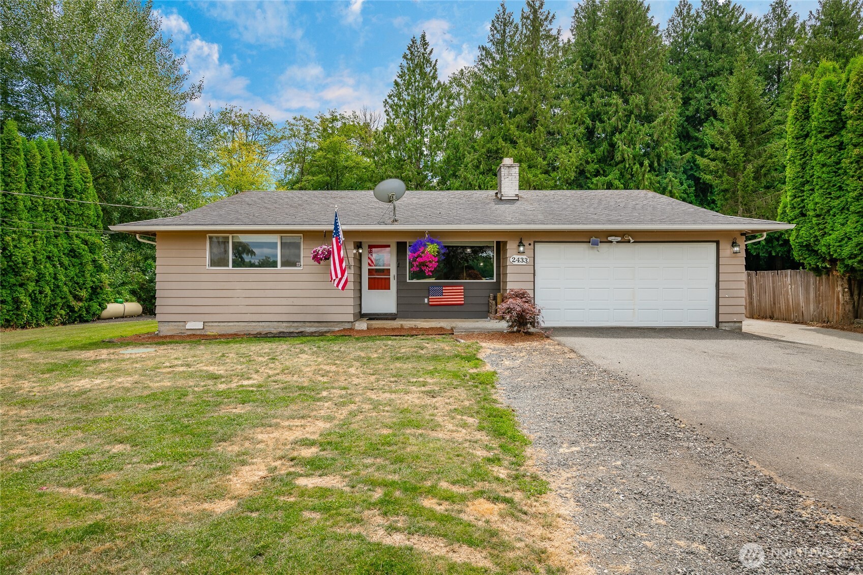 2433 Loomis Trail Road