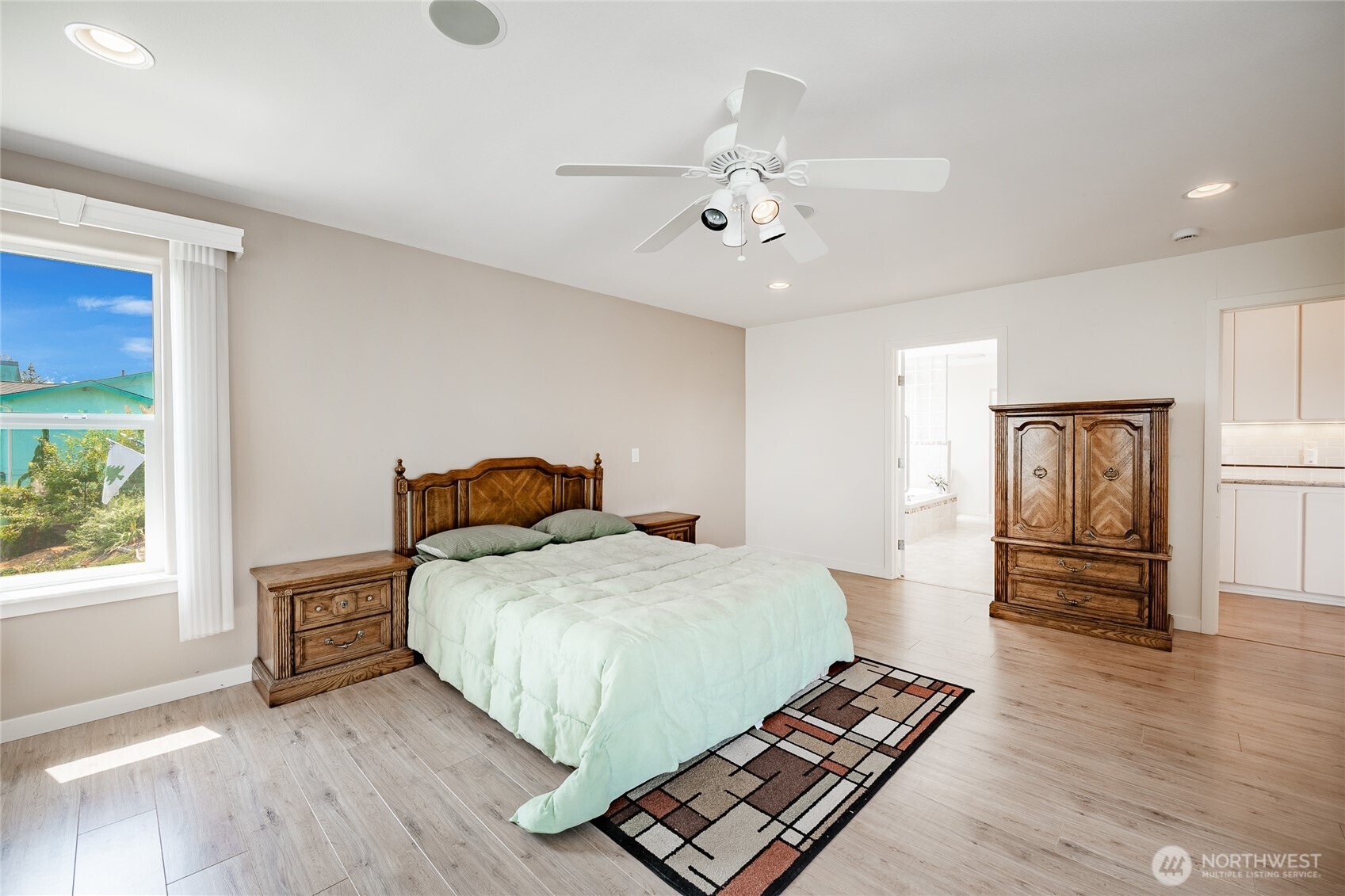 8118 Comox Road Property Photo 21