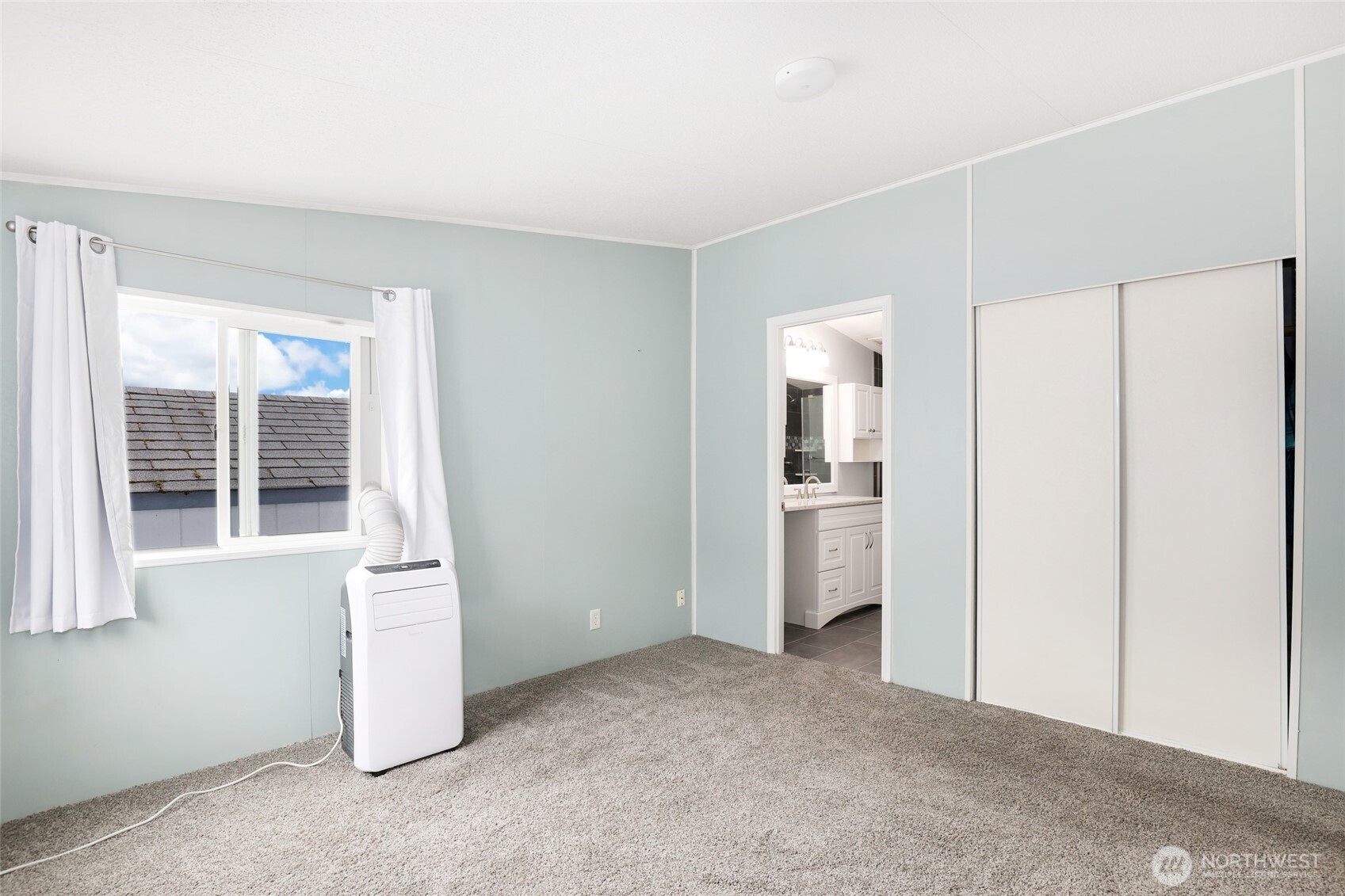 3431 S 180th Place 67 Property Photo 12