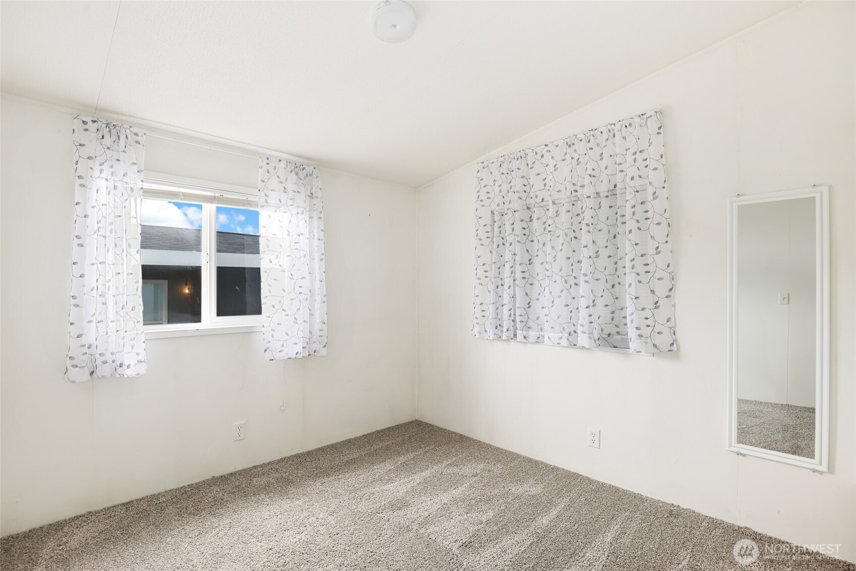3431 S 180th Place 67 Property Photo 14