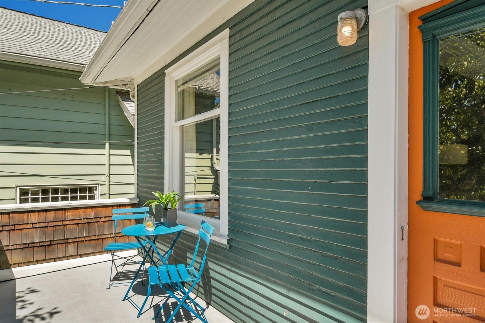 1904 9th Avenue Property Photo 4