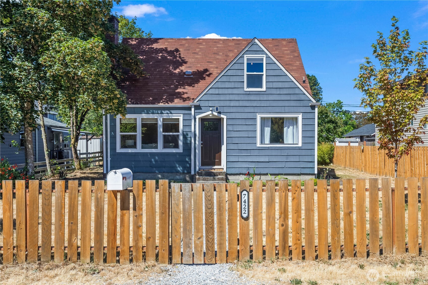 7422 S Oakes Street Property Photo 1