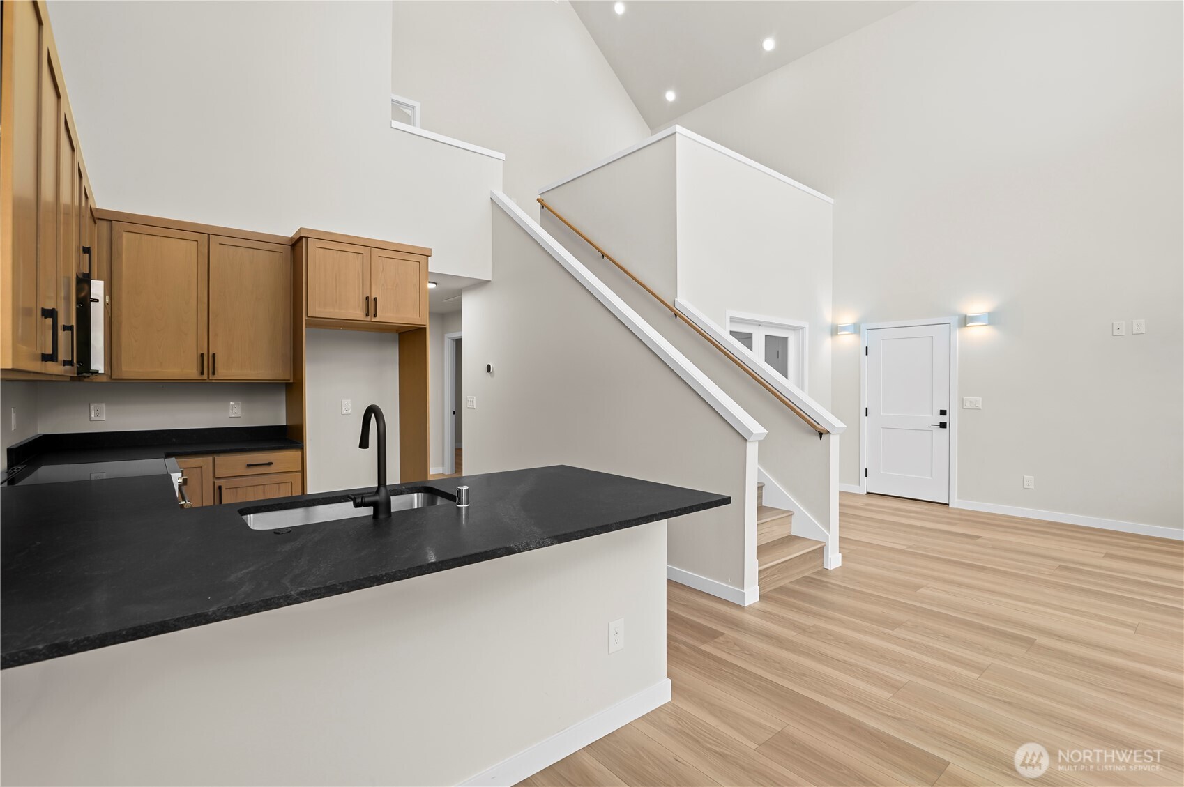 6828 Olive Avenue Property Photo 11