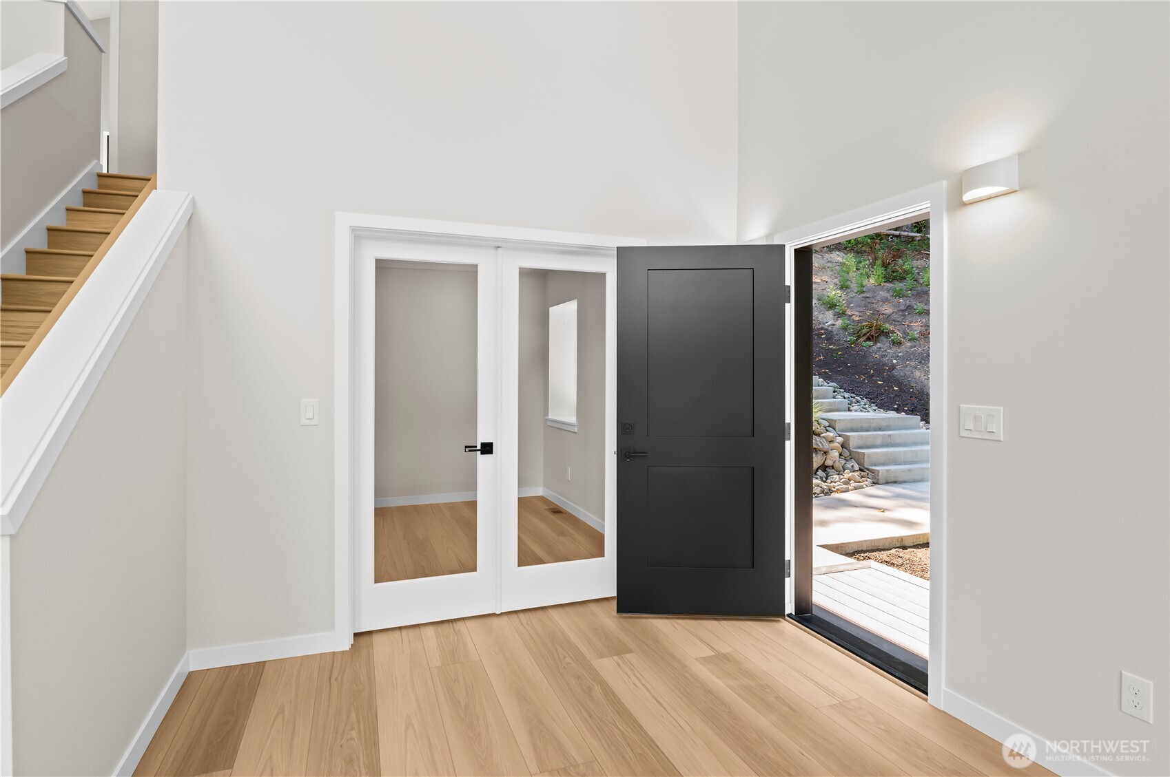 6828 Olive Avenue Property Photo 12